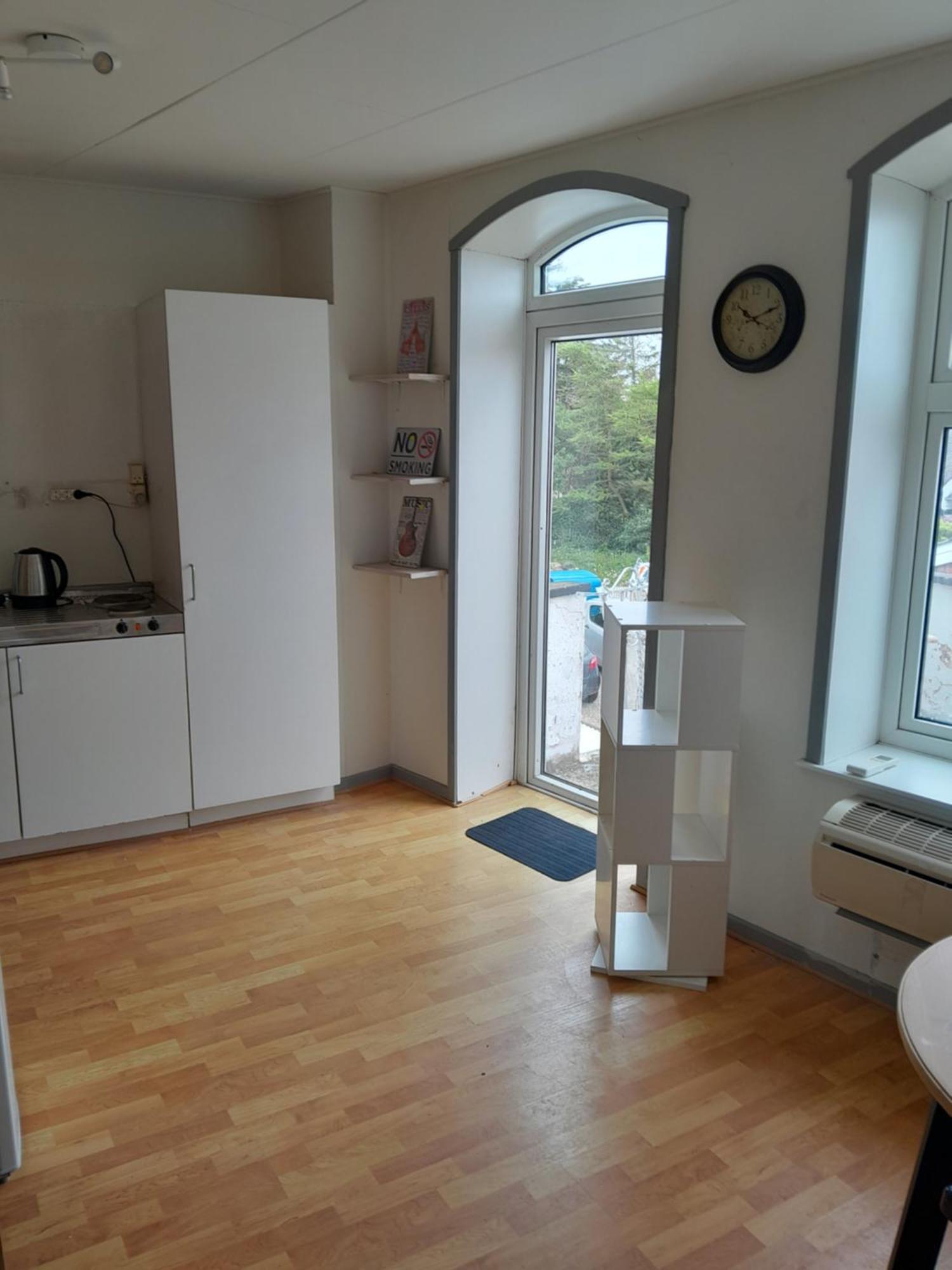 Apartment Mit 2 Zimmern Und Balkon Im Herzen Von Hoyer Højer Exteriör bild